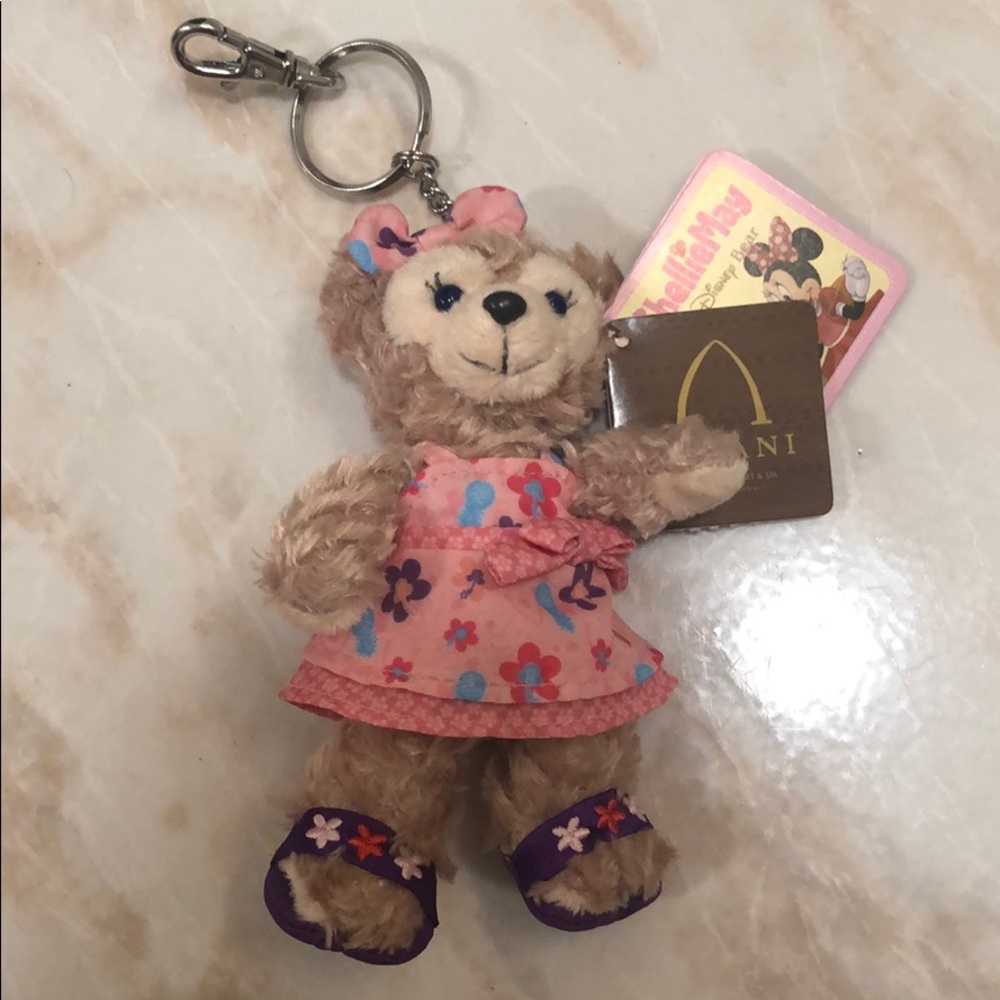Shellie May the Disney Bear Pink Aulani Keychain